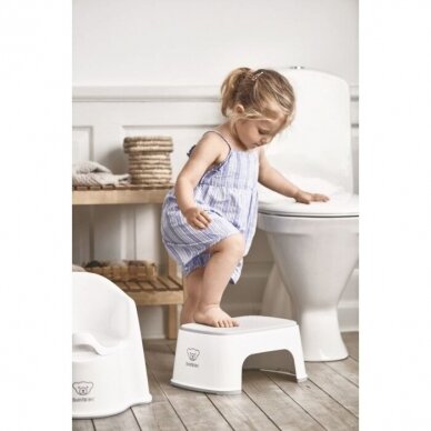 Step - chair with non-slip surface BabyBjorn White 2