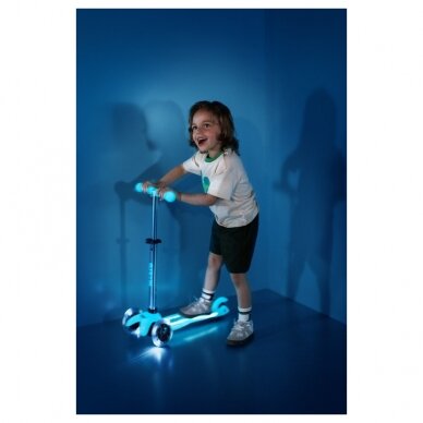 Scooter Micro Mini Deluxe Glow Plus LED Glacier Aqua 16